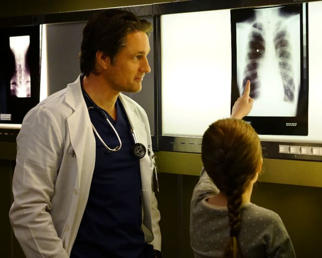 Watch Grey S Anatomy Online Check Out Season 13 Episode 1 The Hollywood Gossip
