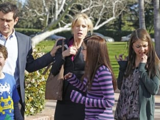 Watch modern family season 3 sales