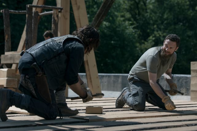 Working Men - The Walking Dead Season 9 Episode 2