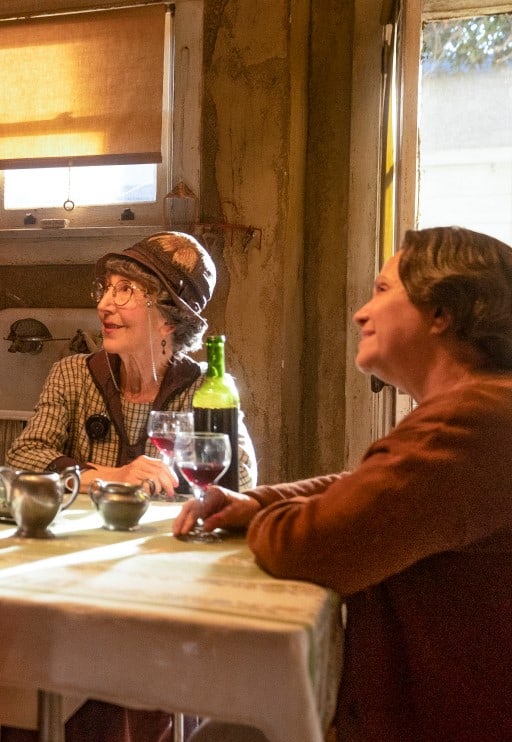 Ladies Who Lunch - Penny Dreadful: City of Angels Season 1 Episode 10