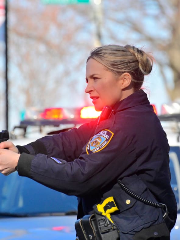 Eddie Draws Her Gun - Blue Bloods Season 11 Episode 12