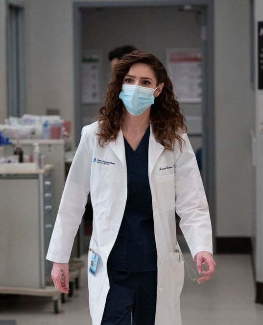 Lauren on the Move -Tall - New Amsterdam Season 3 Episode 7