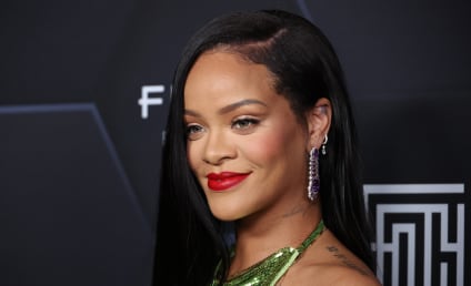 Rihanna Confirmed for Super Bowl Halftime Show 