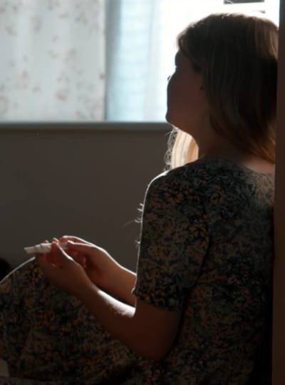 Beth's Pregancy Test - Yellowstone Season 3 Episode 5