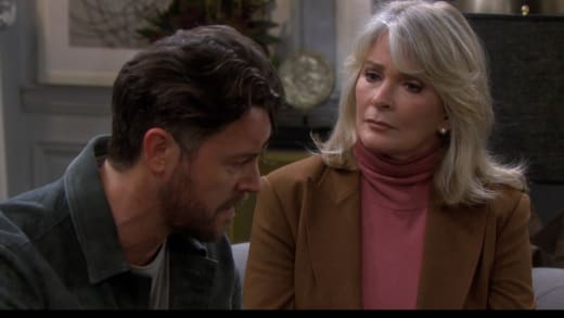 A Thanksgiving Tragedy - Days of Our Lives