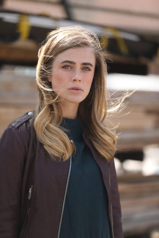 Manifest sales s1 e1