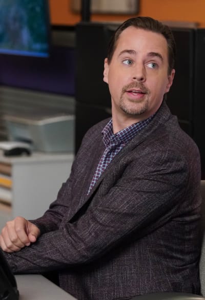 McGee on the Crossover -- Vertical - NCIS Season 20 Episode 10