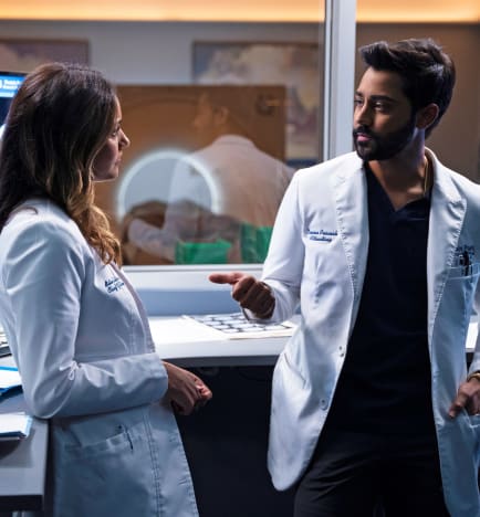 Team Bevon -tall  - The Resident Season 5 Episode 8