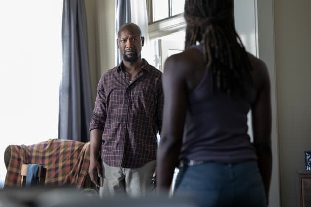 Breaking Bad News - The Walking Dead Season 9 Episode 5
