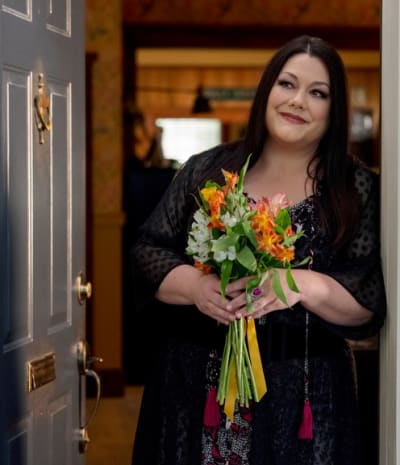 Flowers for Dana Sue-tall - Sweet Magnolias Season 2 Episode 9