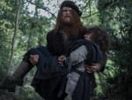 Jamie carries Fergus - Outlander