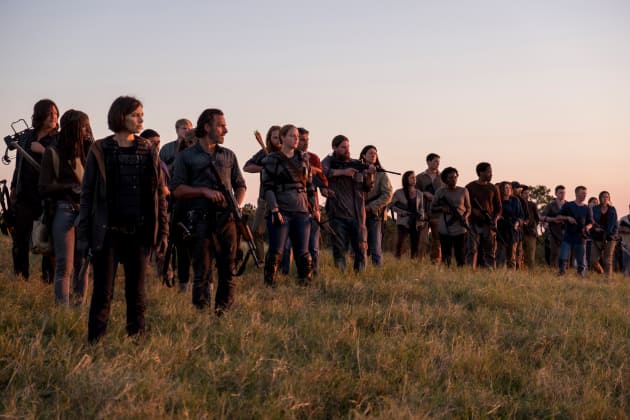 Ahk Members Unite The Walking Dead Season 8 Episode 16 Tv Fanatic