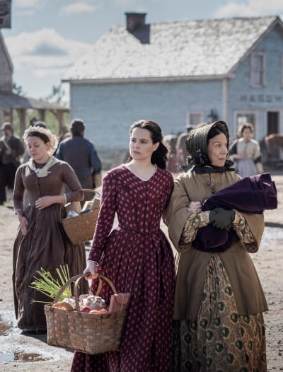 Emily Hampshire in Chapelwaite