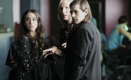 The Magicians Photos: Are Quentin and Julia Bowling with *SPOILER*?