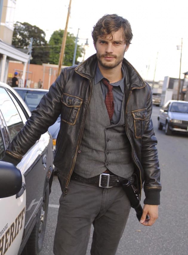 27 Damn Fine Cops & Detectives Who Can Arrest Us Any Day - TV Fanatic