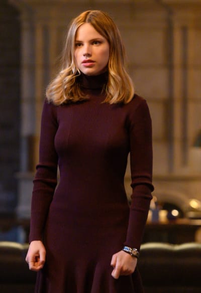 Protective Ainsley - Tall - Prodigal Son Season 1 Episode 17