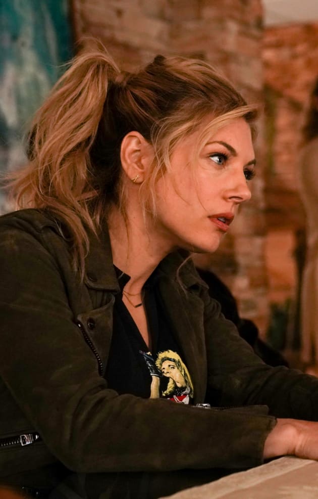 Jenny Helps - Big Sky Season 2 Episode 10