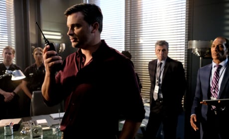 Lucifer s03e01 sale watch online