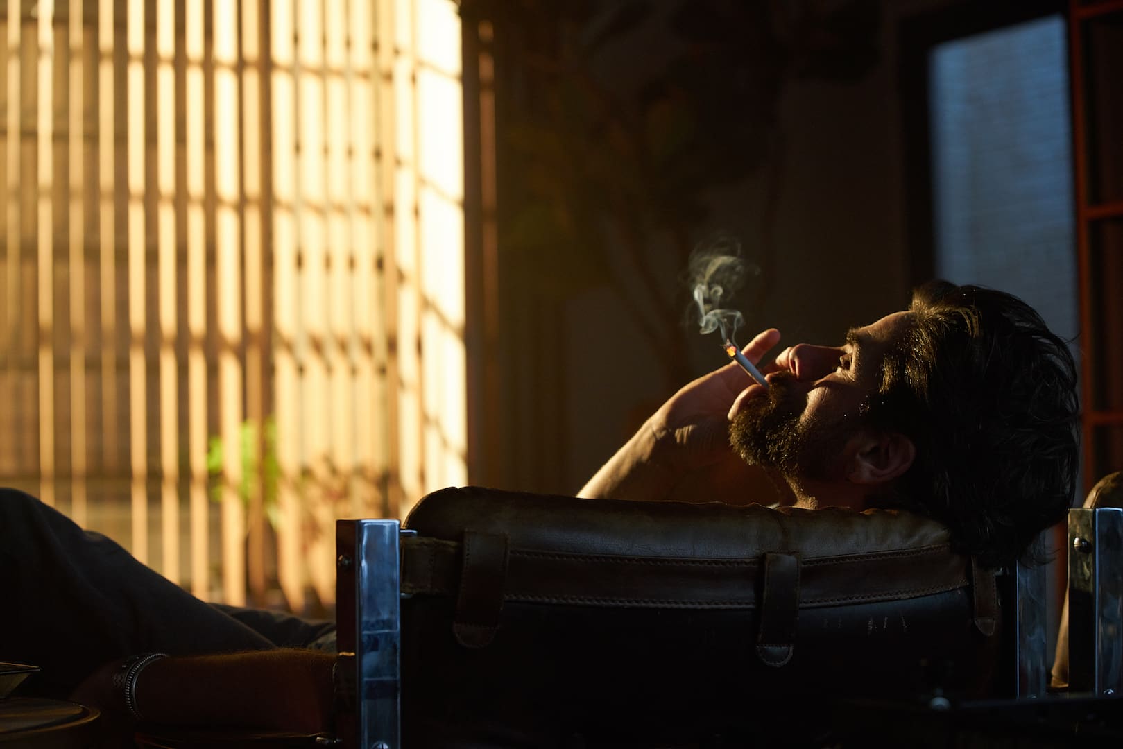 You Season 1 Episode 8 Taking a Breather - YOU Season 1 Episode 8 - TV Fanatic