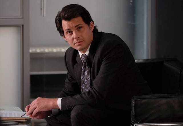 Mystery Man - Lethal Weapon Season 1 Episode 2