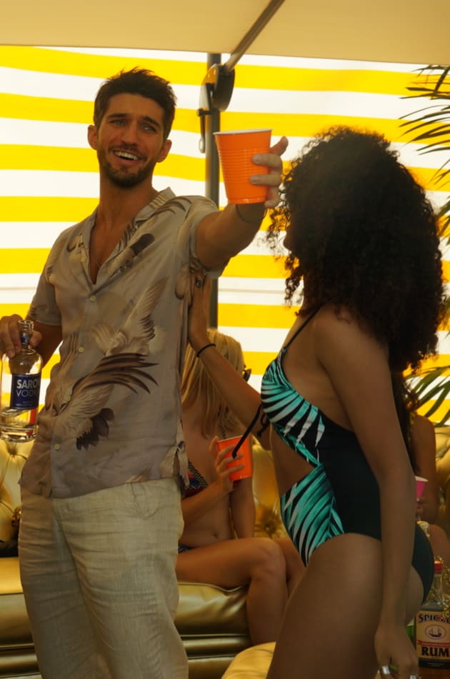 Grand Hotel Season 1 Episode 7 Review Where The Sun Don T