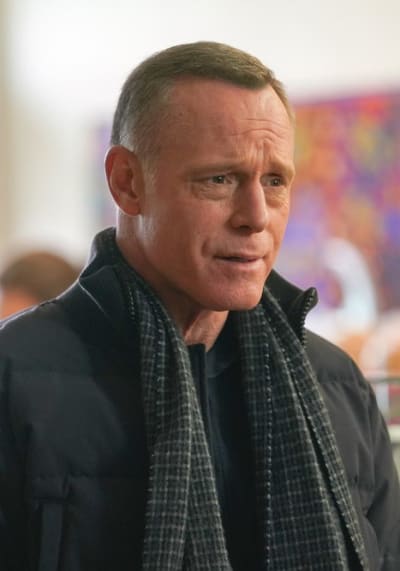 Voight Leads Anna-tall - Chicago PD Season 9 Episode 16