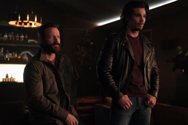 Riverdale season 2 episode 11 watch online hot sale