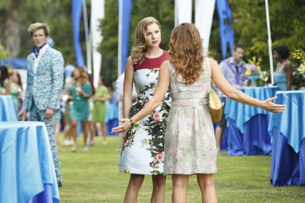 Revenge Season 4 Episode 1 Review: Born Again - TV Fanatic
