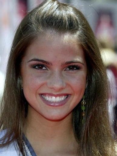 Shelley Hennig Picture Shelley Hennig Picture