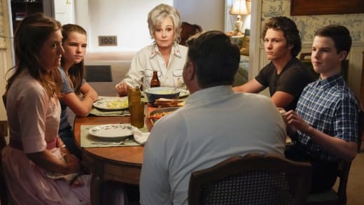Family Dinner - Young Sheldon Season 6 Episode 2