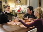 Greg Kinnear on Modern Family