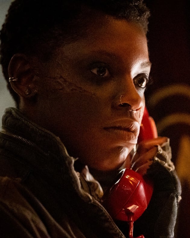 Taking the Call - Snowpiercer Season 2 Episode 5