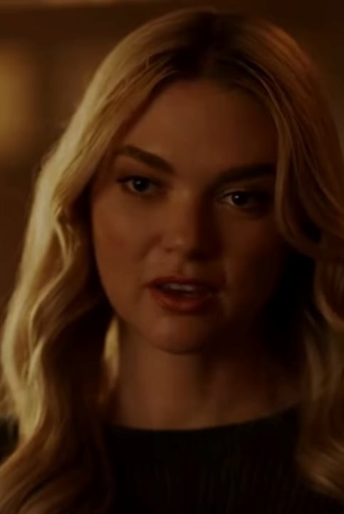 Lizzie helps Hope -- Legacies Season 4 Episode 16