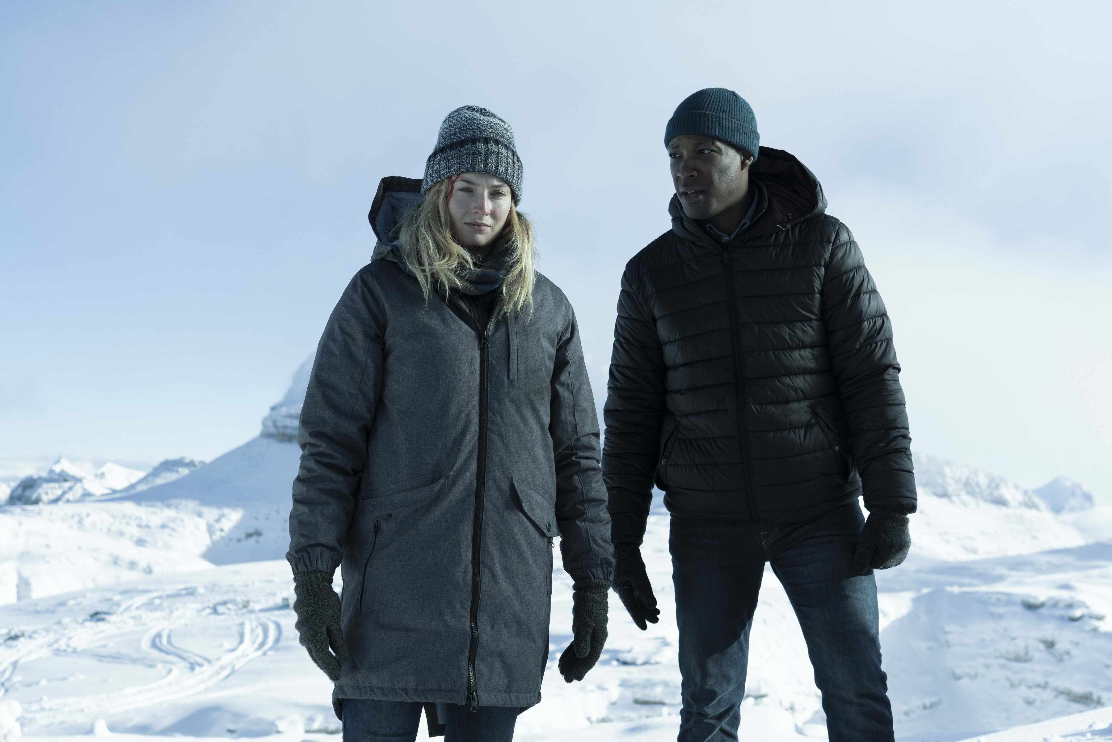 Включи тумка выживает. Выжить сериал 2020. Выживание сериал 2020. Выжить, 2020 Софи Тернер.