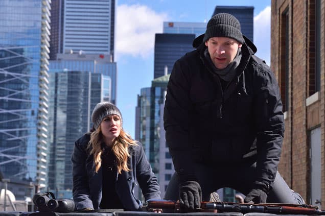 Hightailing It Out of There - The Strain Season 2 Episode 10