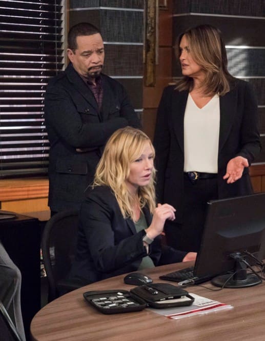 Law and order svu season 20 episode 11 sale