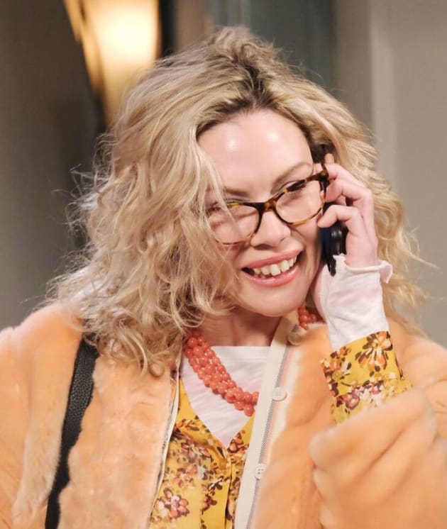 Susan Panics/Tall - Days of Our Lives