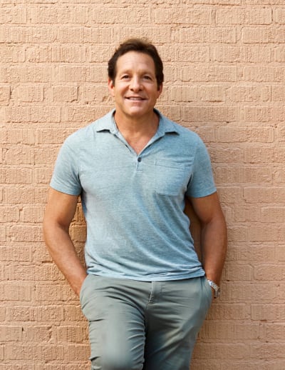 Steve Guttenburg