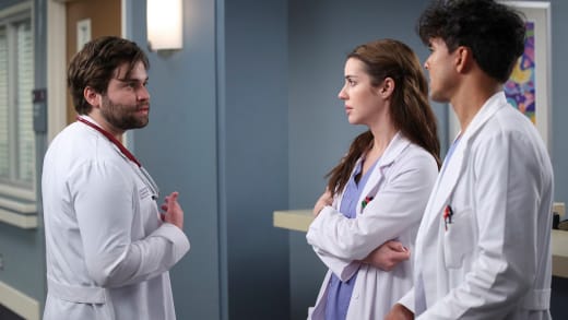 Risky Call  - Grey's Anatomy Season 19 Episode 16