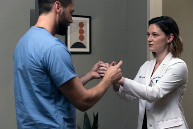 New Amsterdam Season 5 Episode 2 Review: Hook, Line, And Sinker