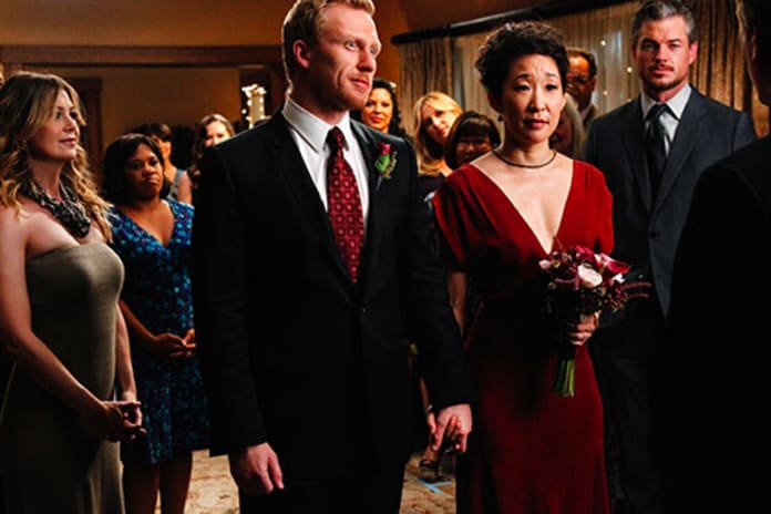 New Grey S Anatomy Wedding Photo The Bride Wears Red Tv Fanatic