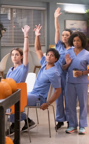 A Show of Hands -tall - Grey's Anatomy Season 19 Episode 4