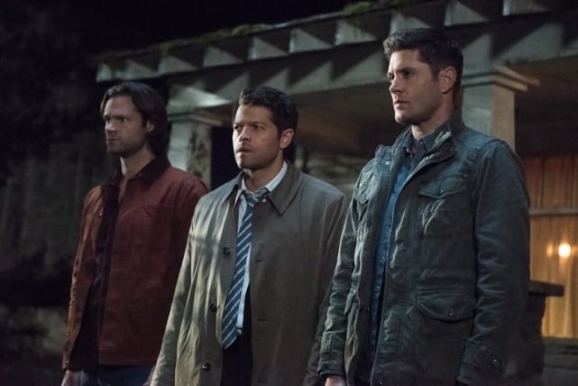 Sam, Dean and Castiel stand guard - Supernatural Season 12 Episode 23