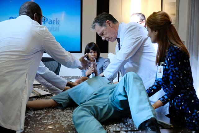 Crash victim the resident s1e12