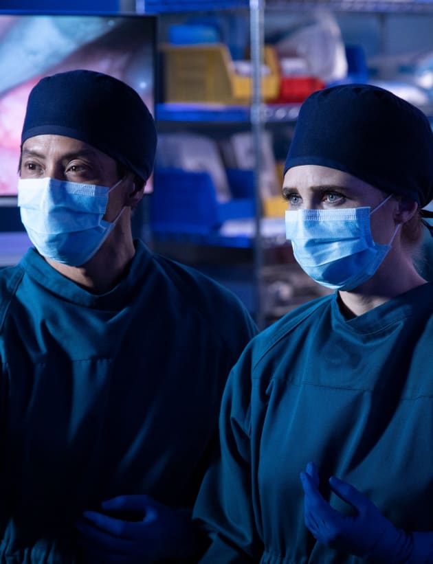 Park and Morgan Operate - The Good Doctor Season 3 Episode 2