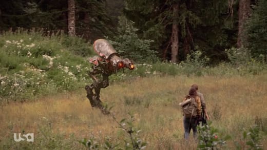 Season 3 clearance colony netflix