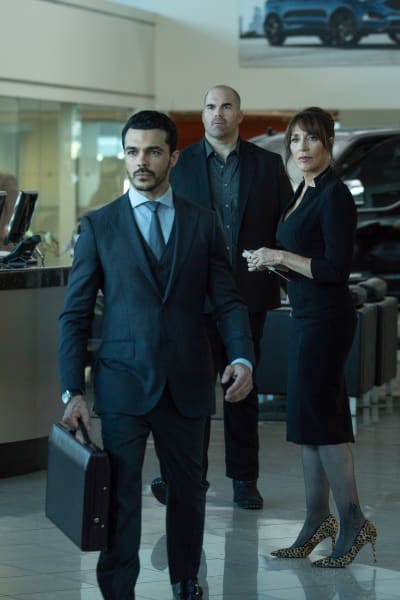 An Unexpected Guest - Grand Hotel Season 1 Episode 9