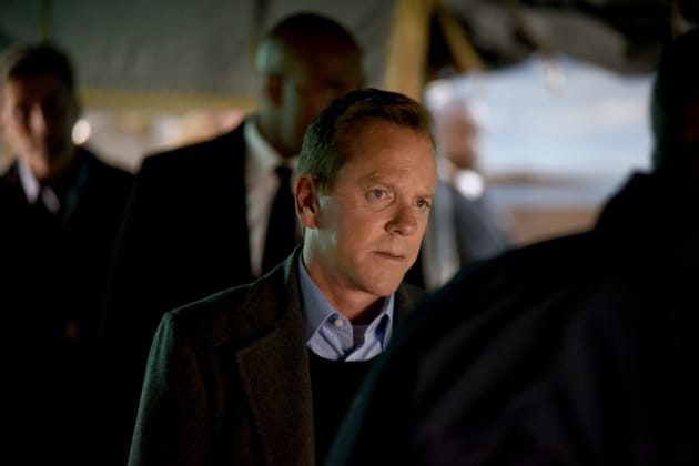 Listening Closely - Designated Survivor Season 1 Episode 2