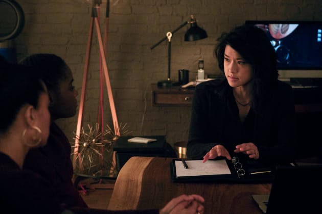 Katherine to the Rescue - A Million Little Things Season 2 Episode 14