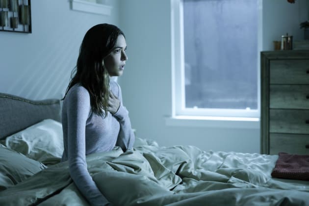 Scary Dream - Supergirl Season 3 Episode 2